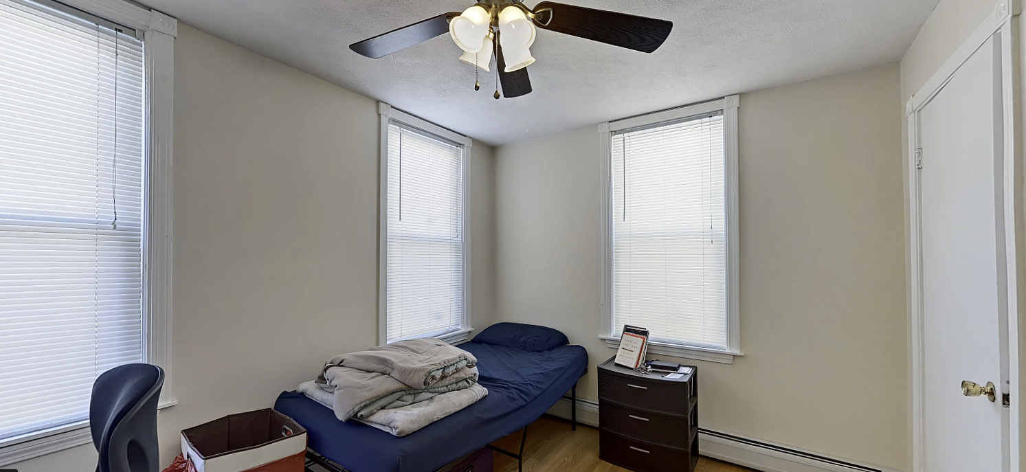 14 Leverett St, Brookline Village