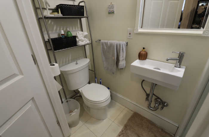 191 Winthrop Rd, Washington Square