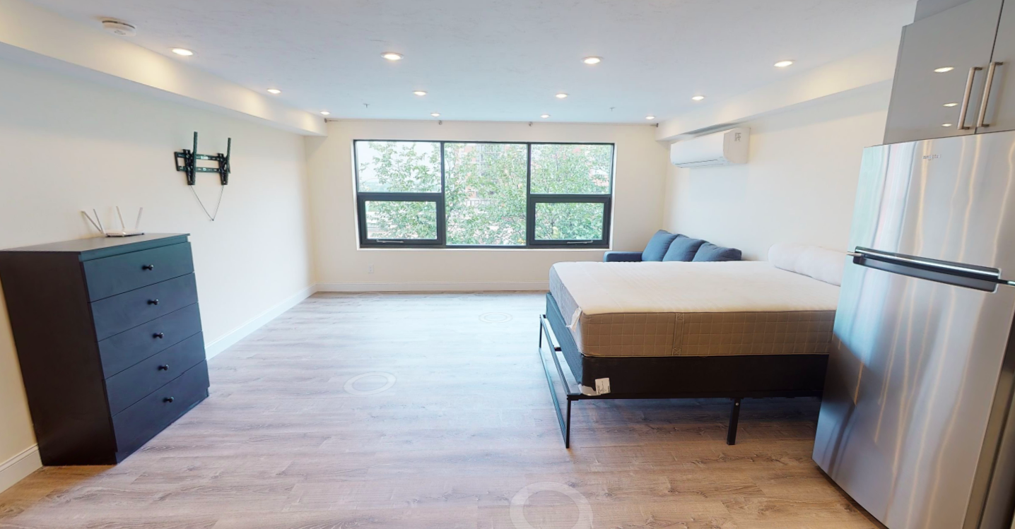 1028 Commonwealth Ave, Coolidge Corner