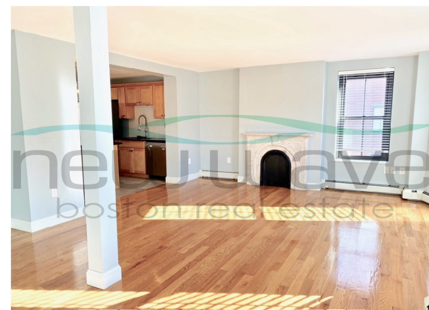 586 Massachusetts Ave, South End