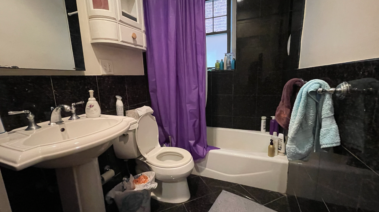 174 Winthrop, Washington Square