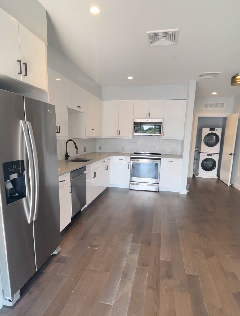 54 Auburn St, Coolidge Corner