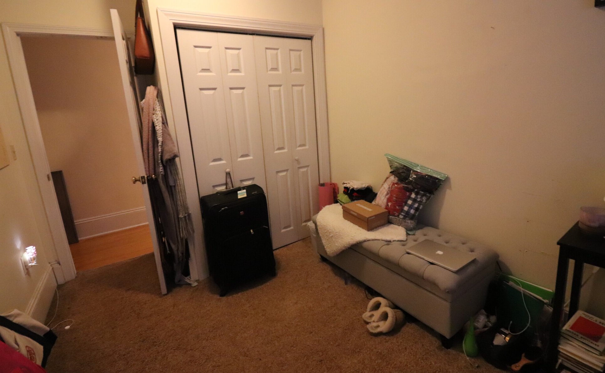 1100 Beacon St, Longwood