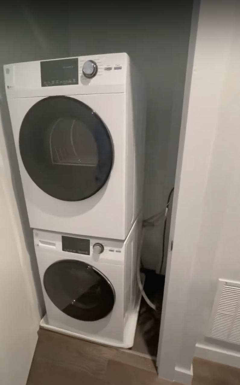 54 Auburn St, Coolidge Corner