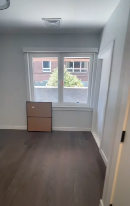 54 Auburn St, Coolidge Corner