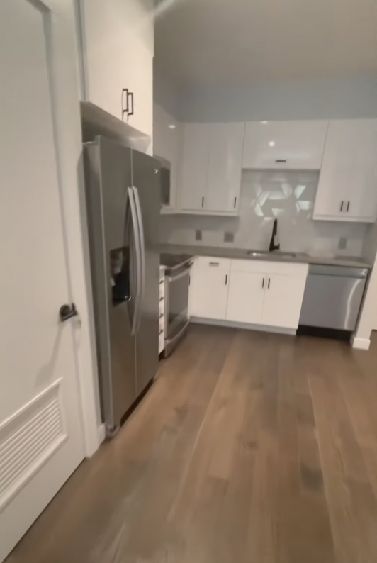 54 Auburn St, Coolidge Corner