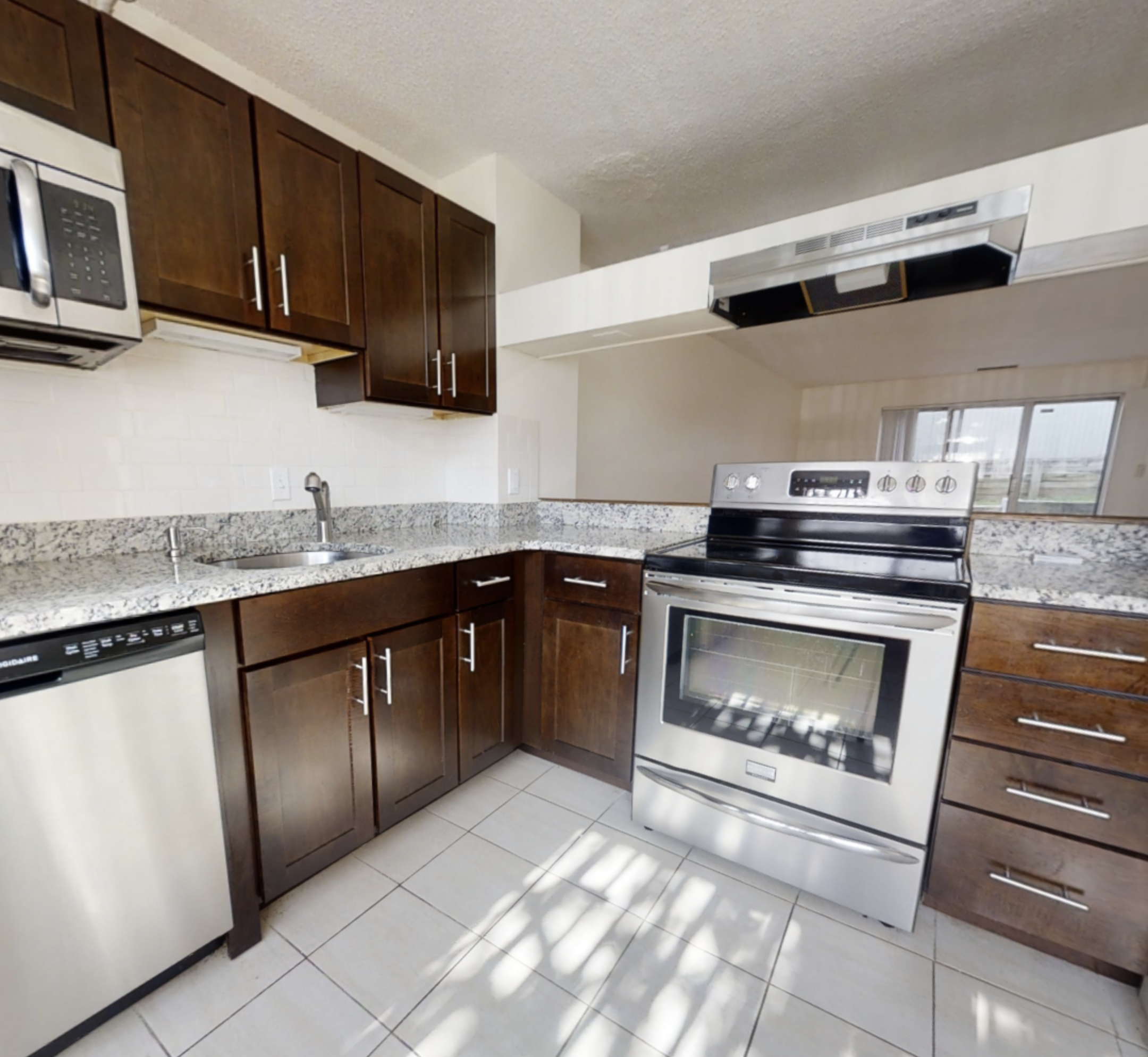 150 North Beacon St, Brighton