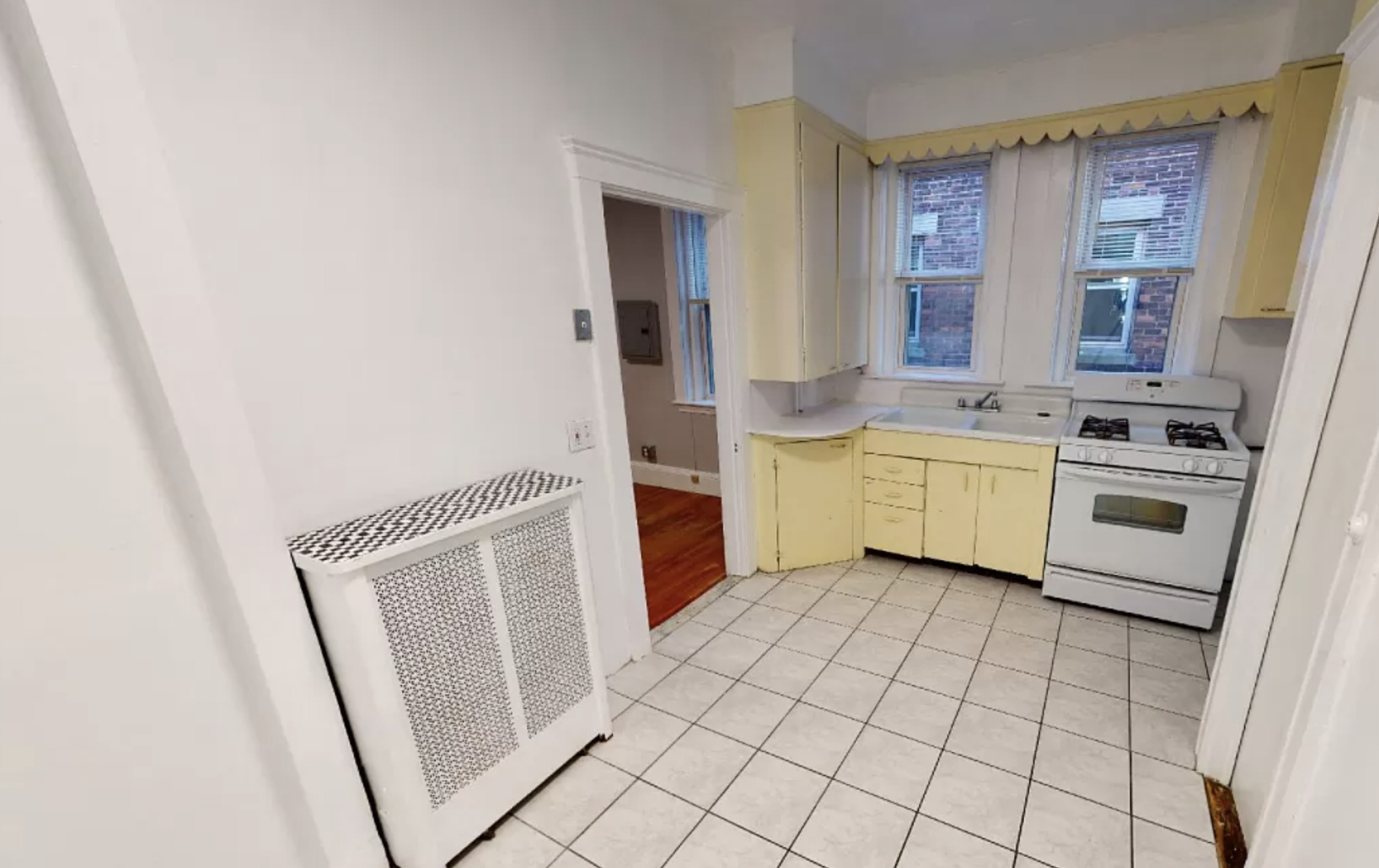 1725 Commonwealth Ave, Brighton