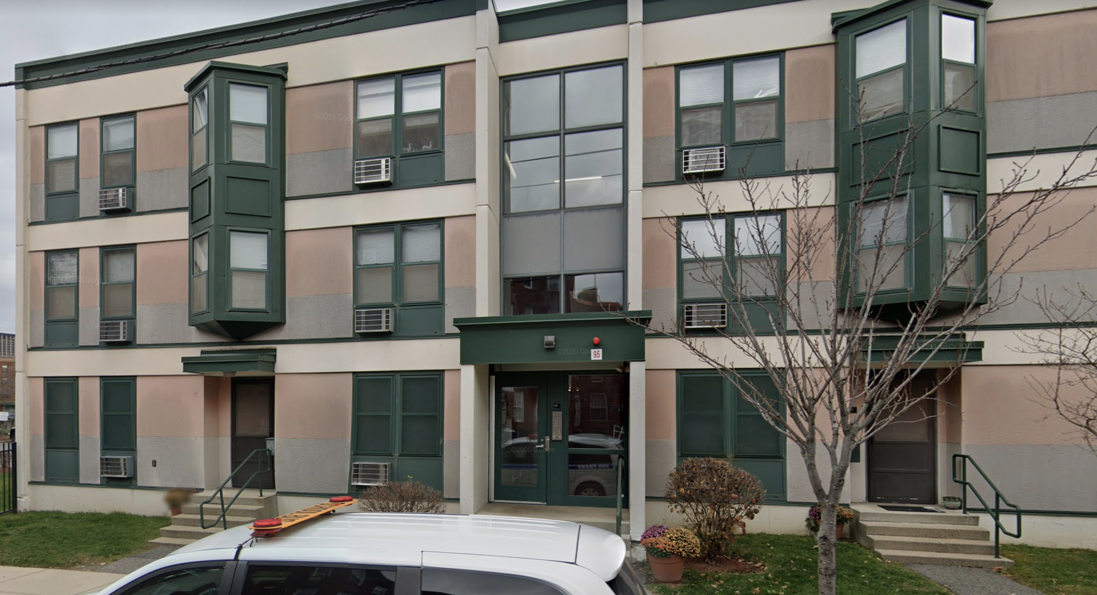 95 Hammond St, Roxbury