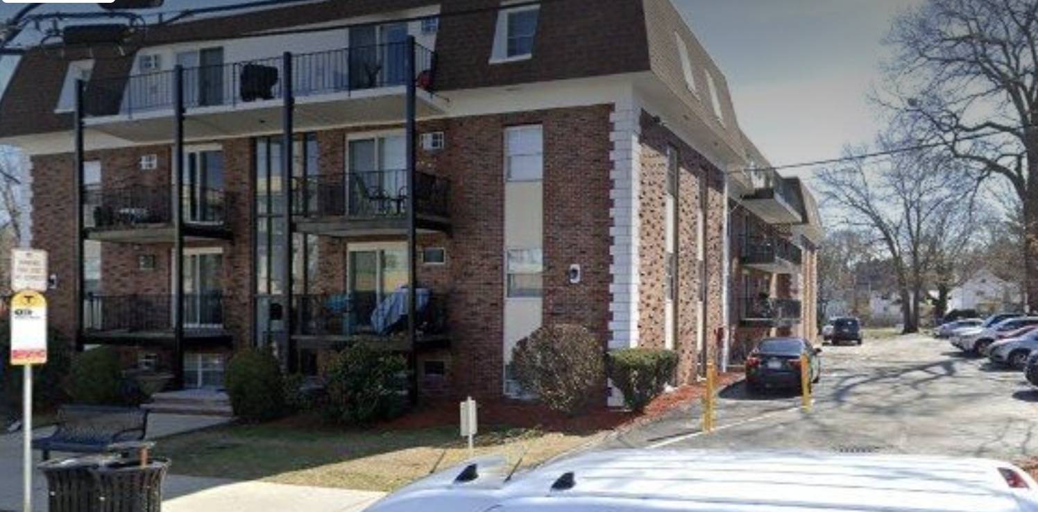 56 Wyoming Ave, Wyoming