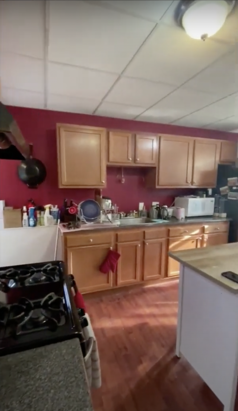 322 Chelsea St, East Boston