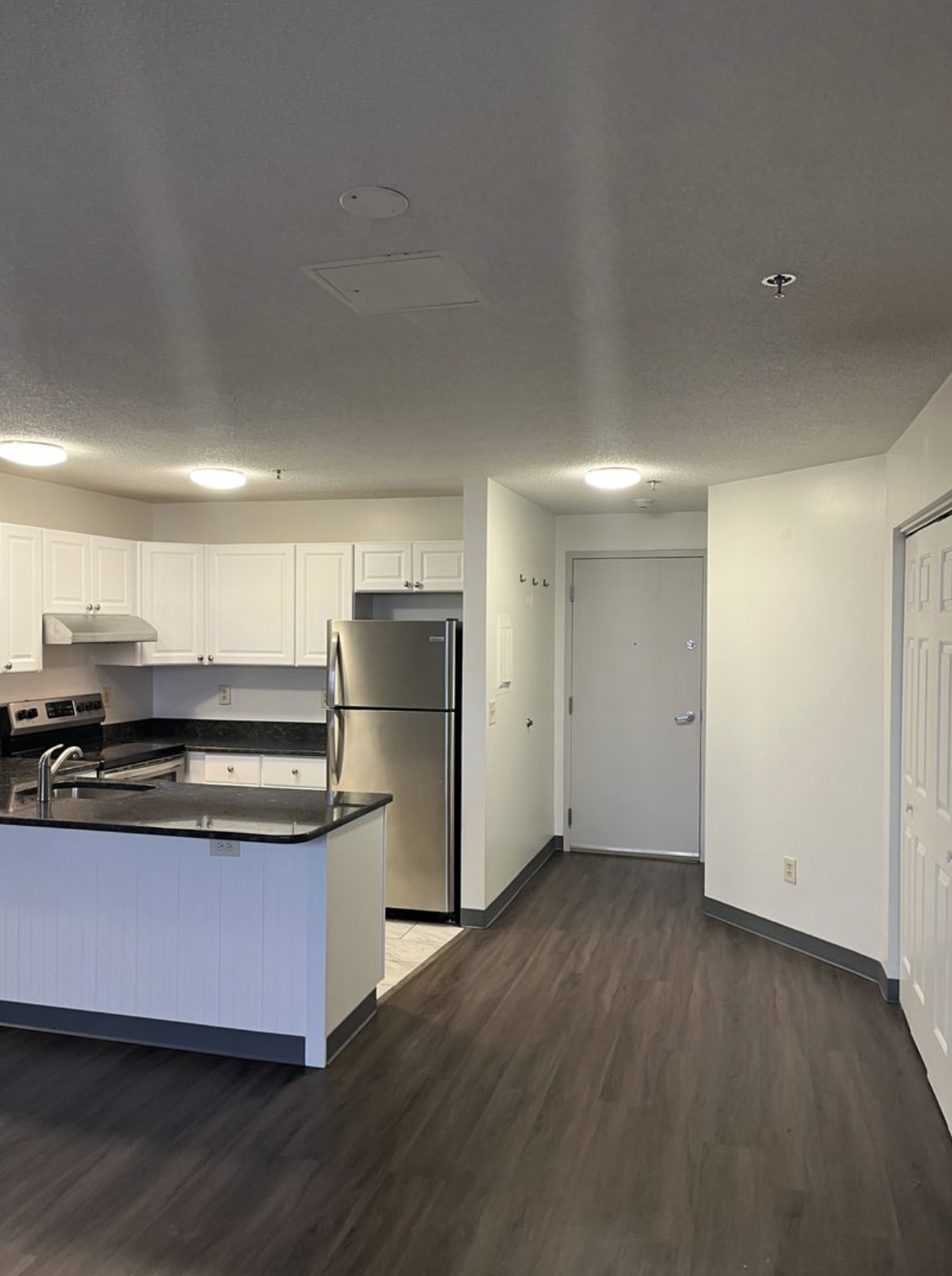 100 Washington St, Salem