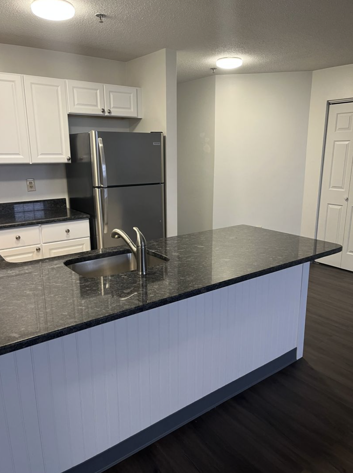 100 Washington St, Salem