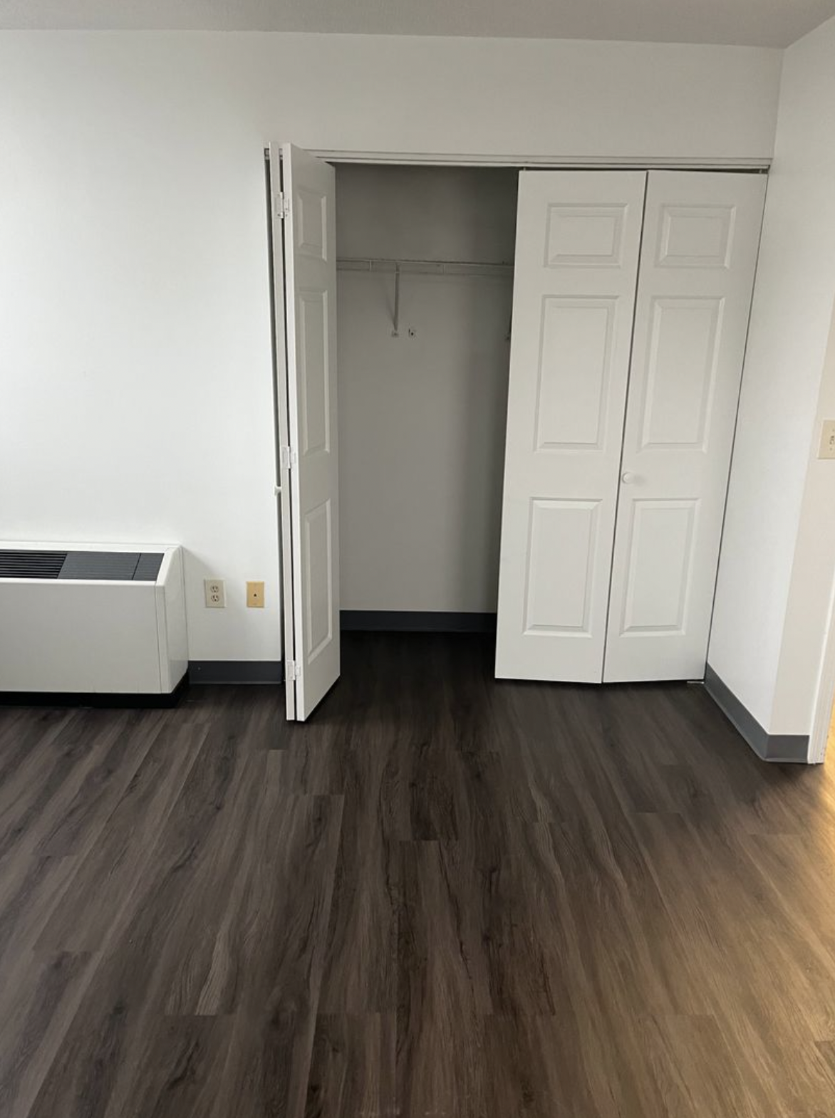 100 Washington St, Salem