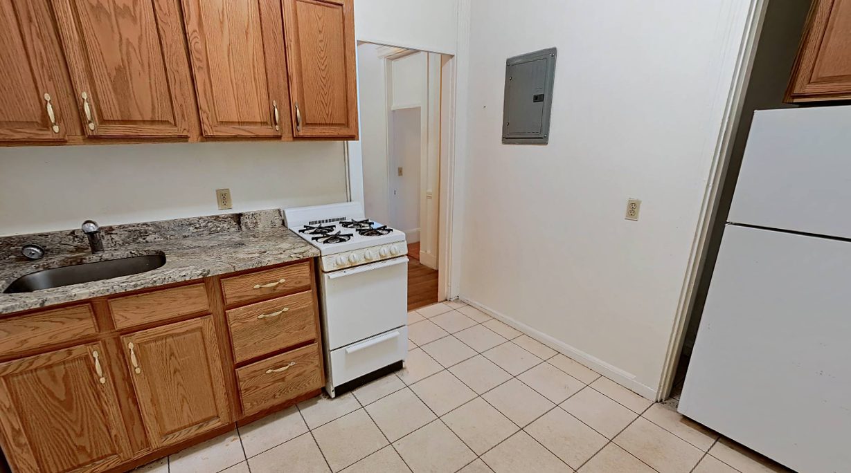 28 Westland Ave, Fenway