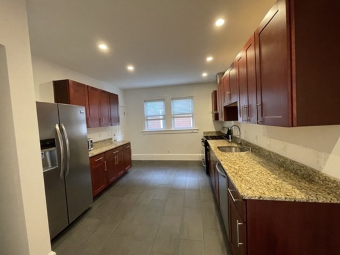 151 Charlesbank Rd, Newton