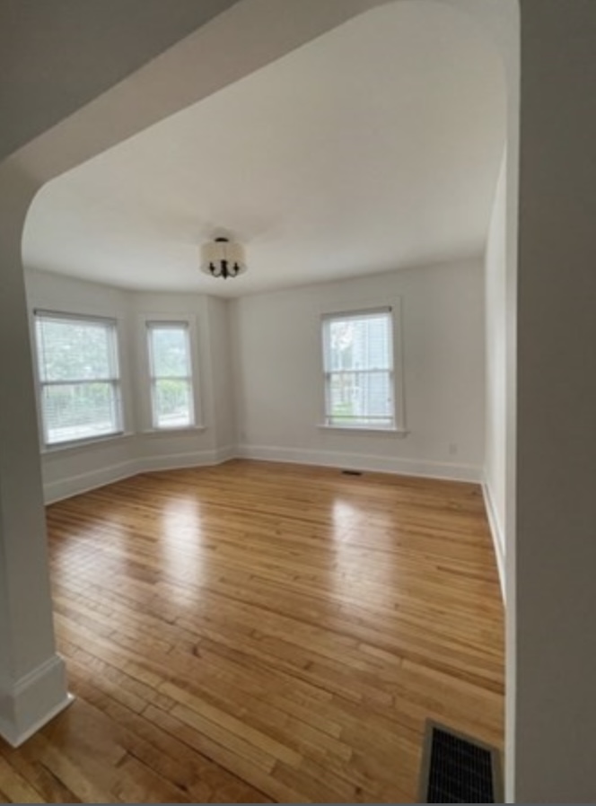 151 Charlesbank Rd, Newton