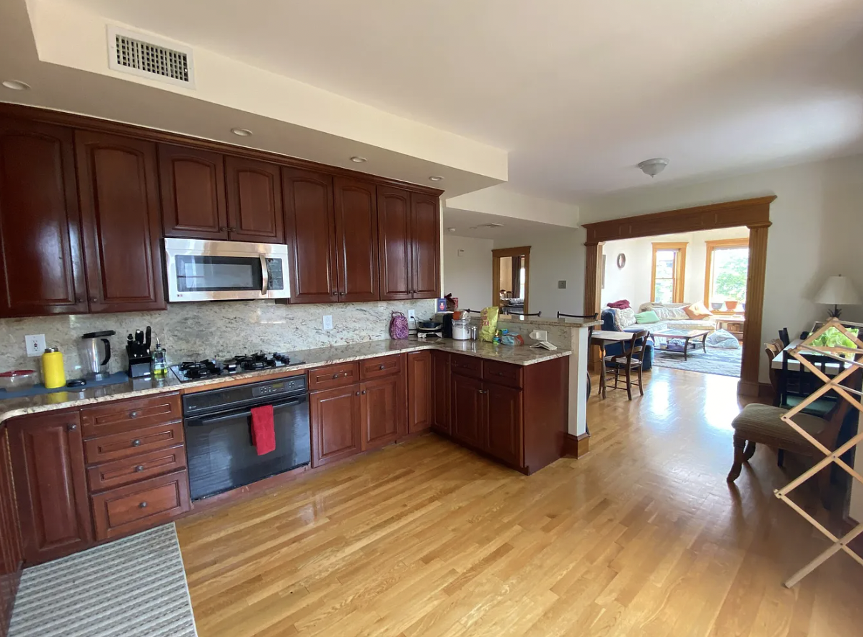 90 Browne St, Coolidge Corner