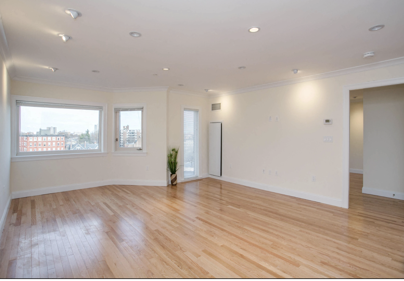 1443 Beacon St, Coolidge Corner