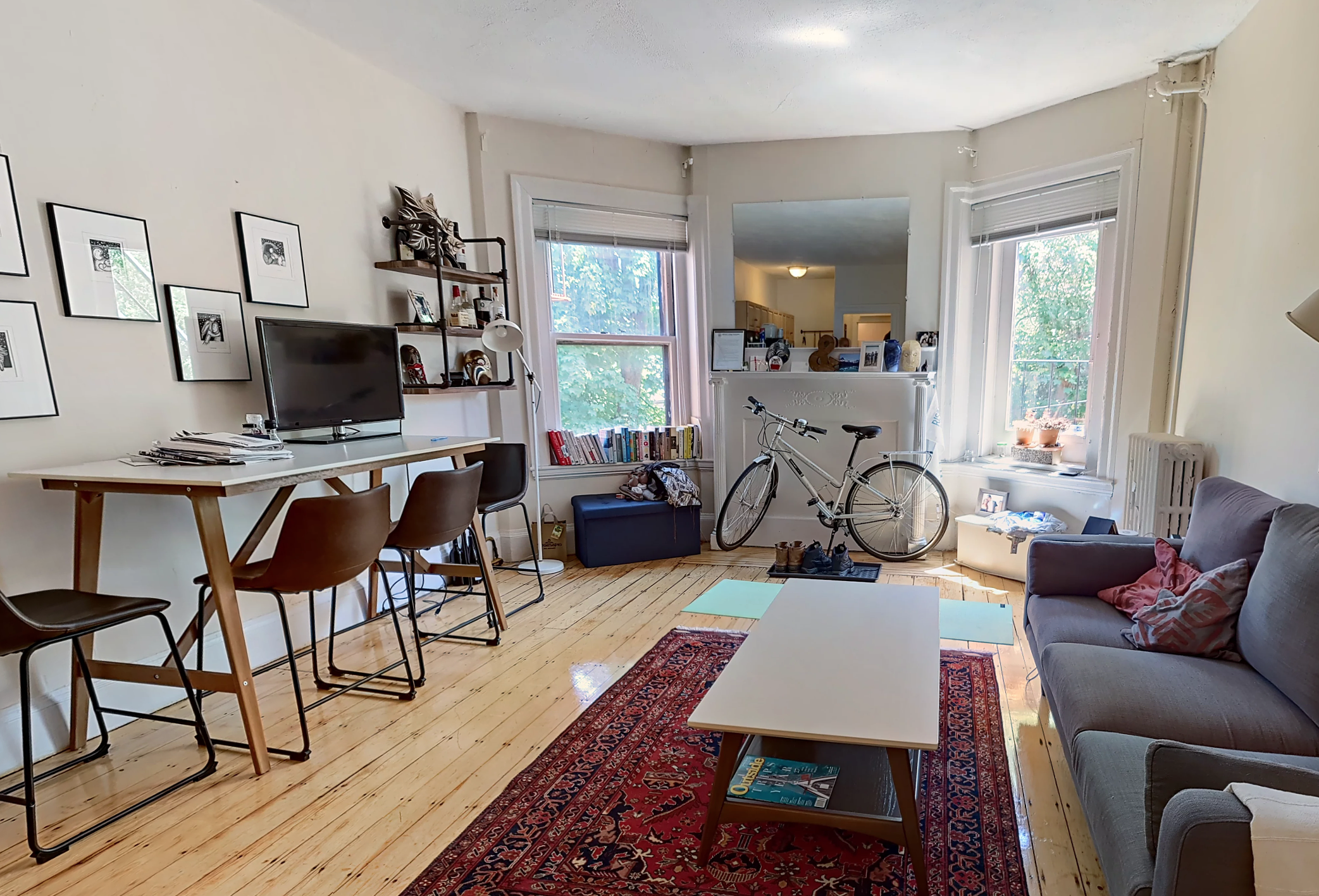 1063 Beacon St, Longwood