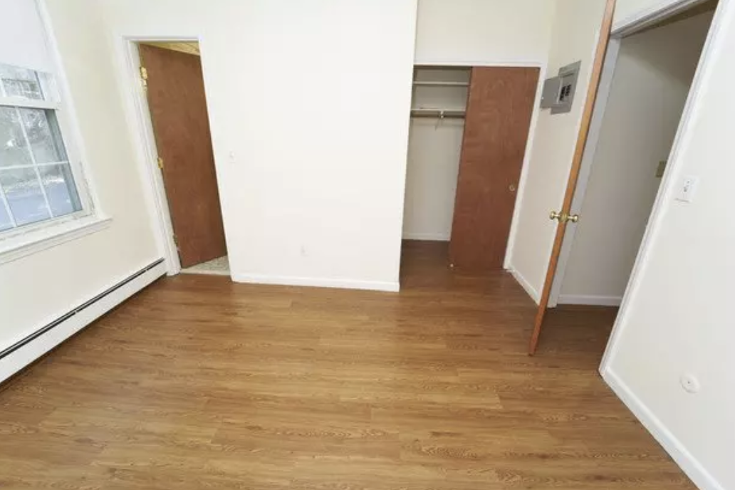 46 Huntington Ave, Jamaica Plain