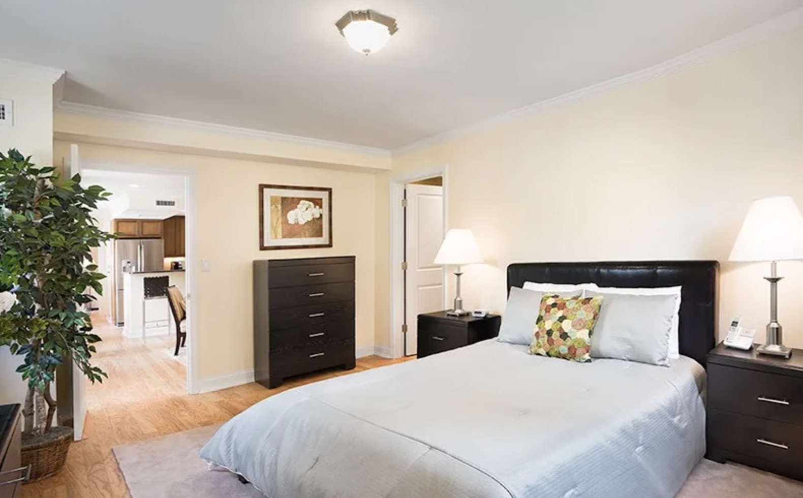 20 Chapel St, Coolidge Corner