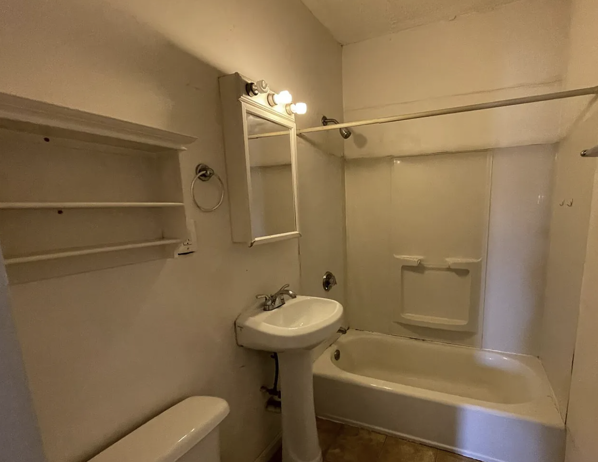 881 Huntington Ave, Mission Hill