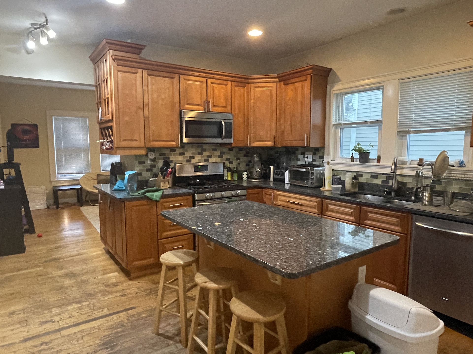 16 Seager Ct, Brighton