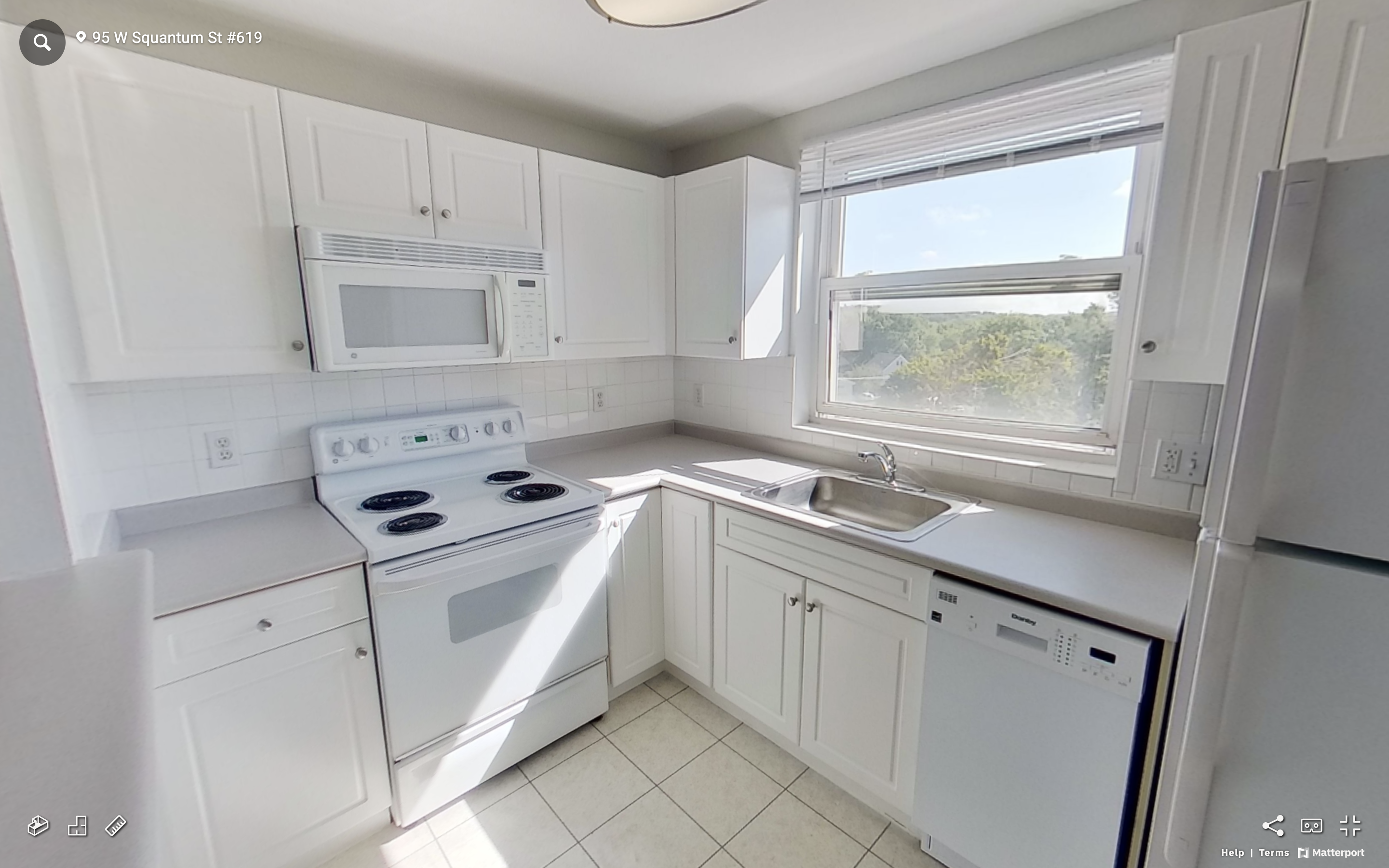 95 West Squantum St, Quincy