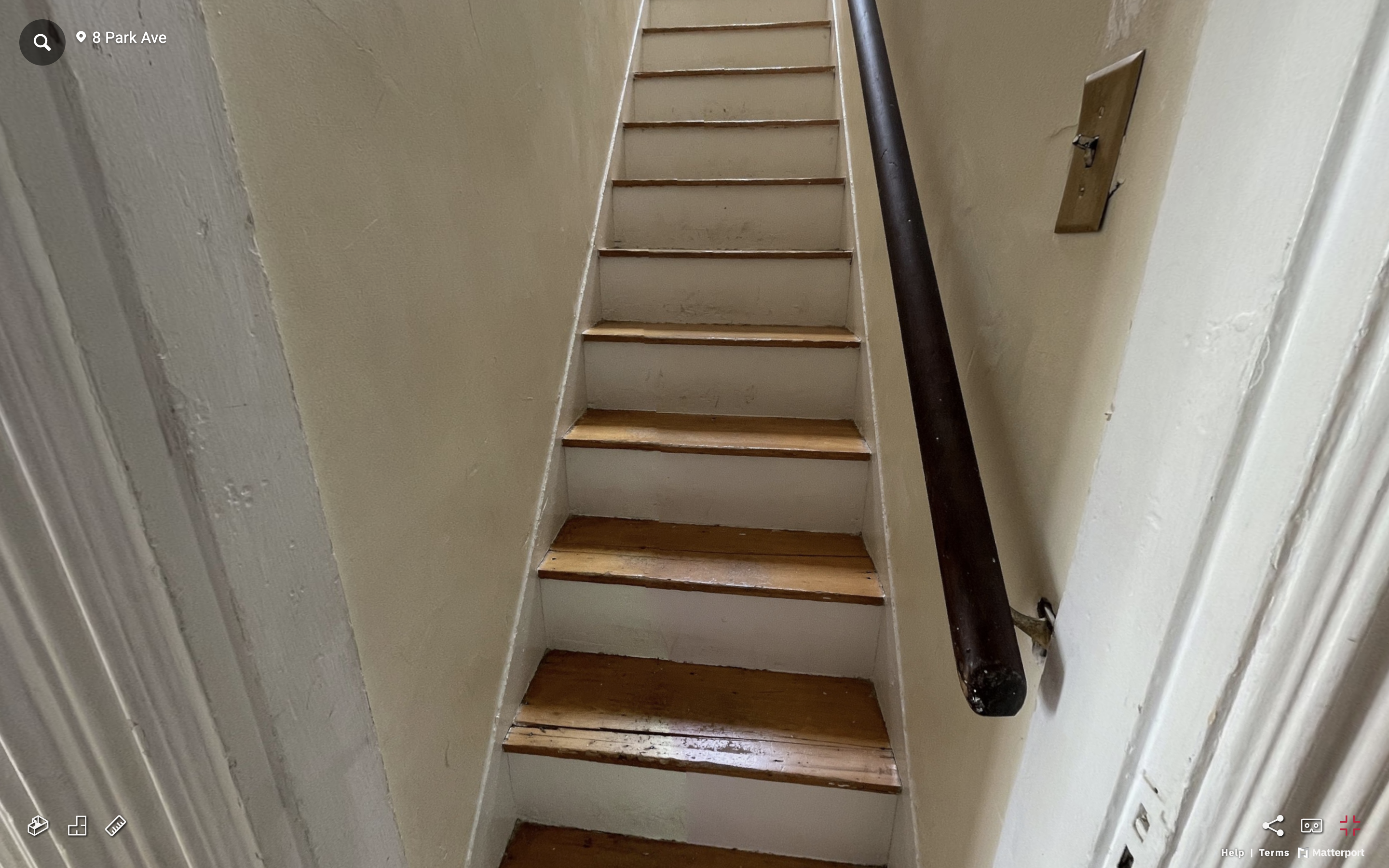 8 Campbell Park, Davis Square