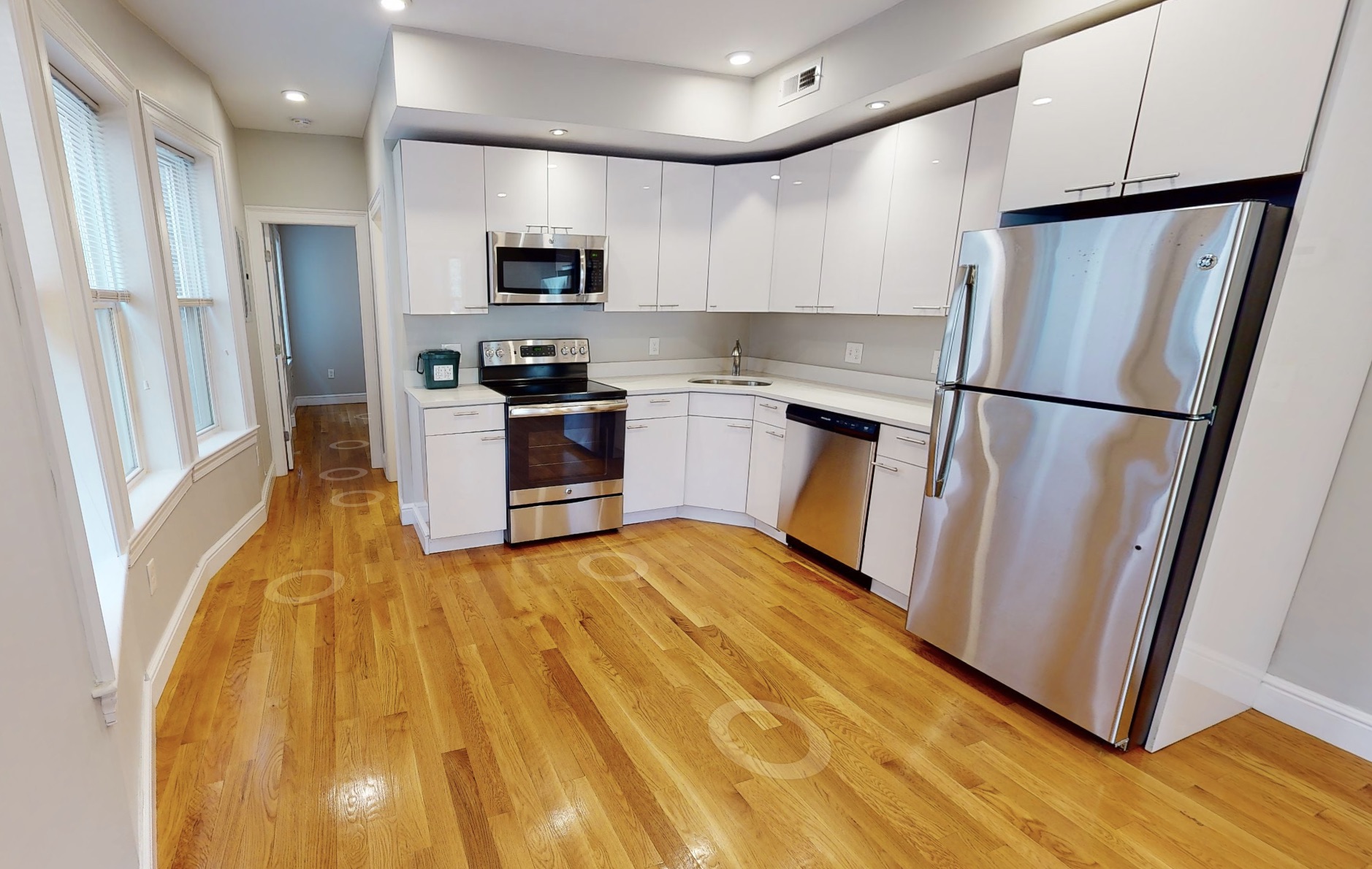 900 Massachusetts Ave, Riverside