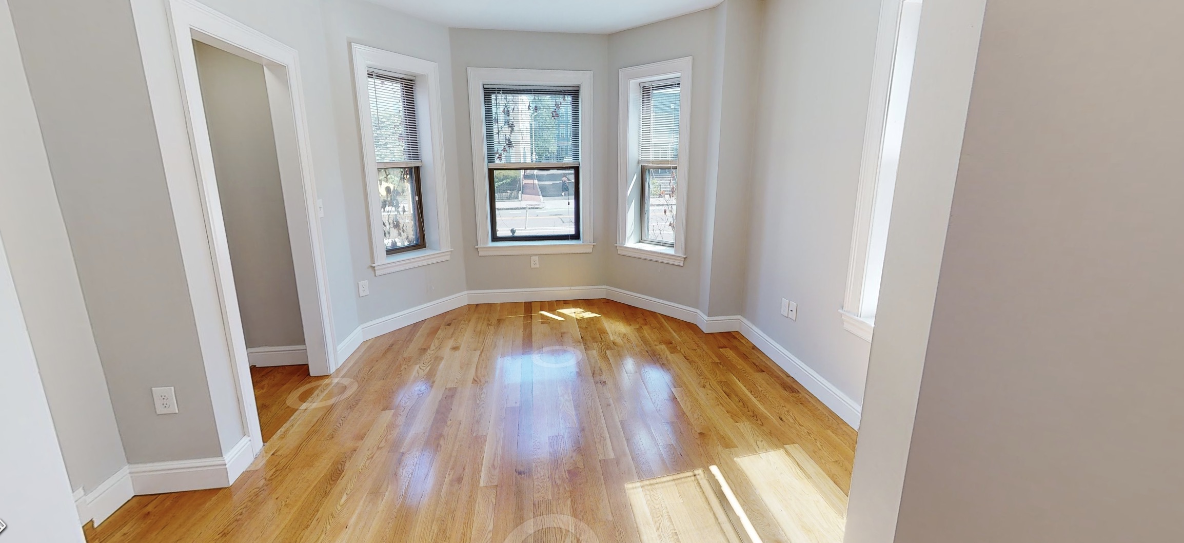 900 Massachusetts Ave, Riverside