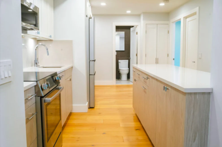 28 Exeter St, Back Bay