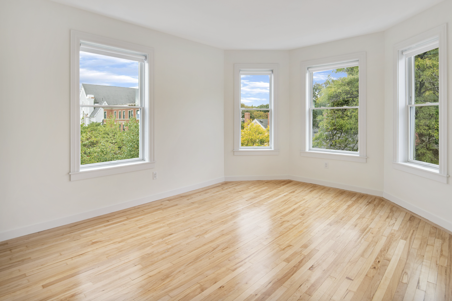 24 Magazine St, Cambridgeport