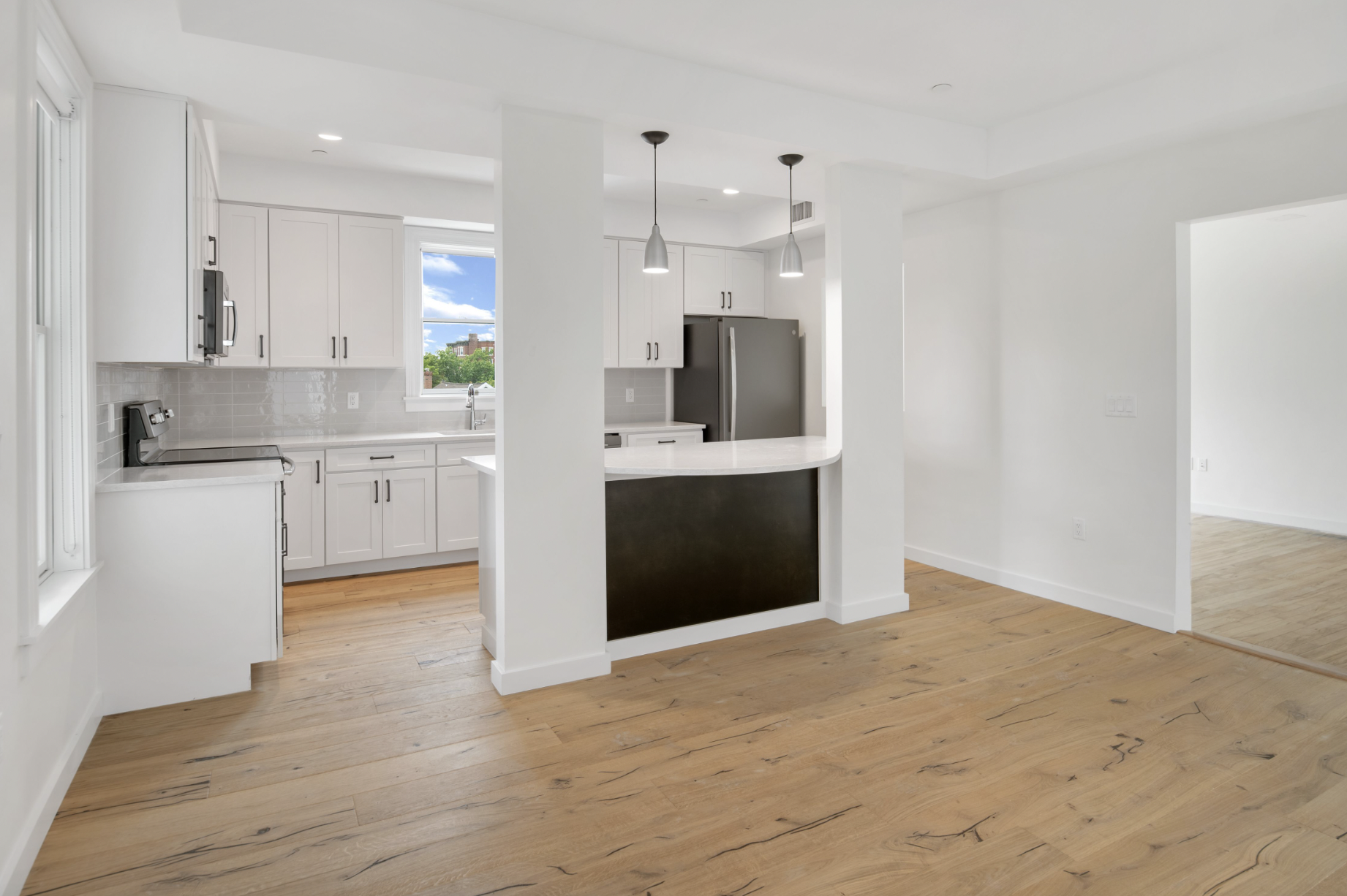 24 Magazine St, Cambridgeport