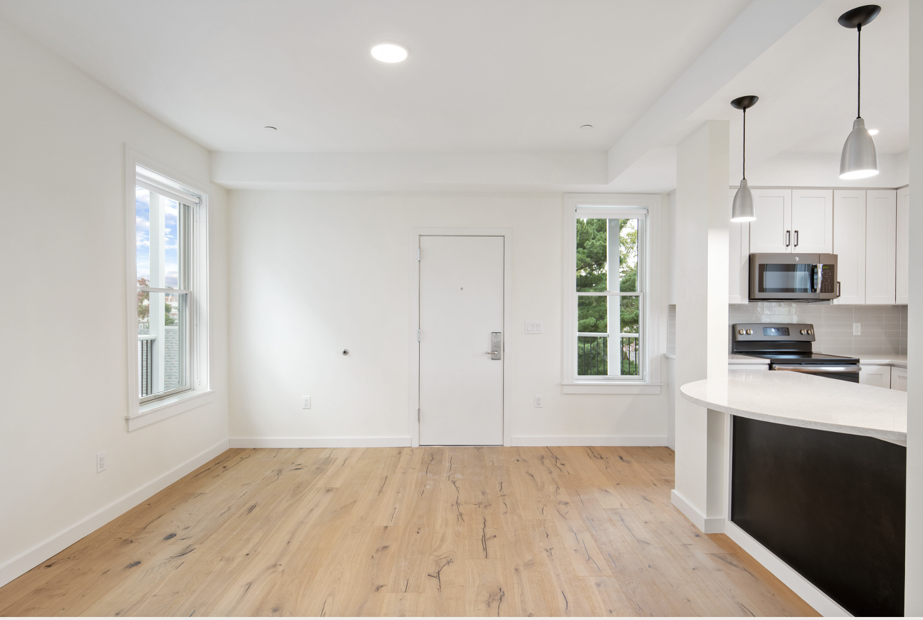 24 Magazine St, Cambridgeport