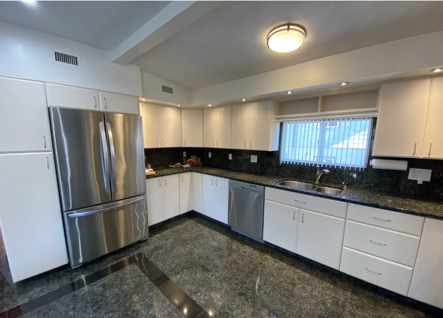 8 Albion Pl, Powder House Square