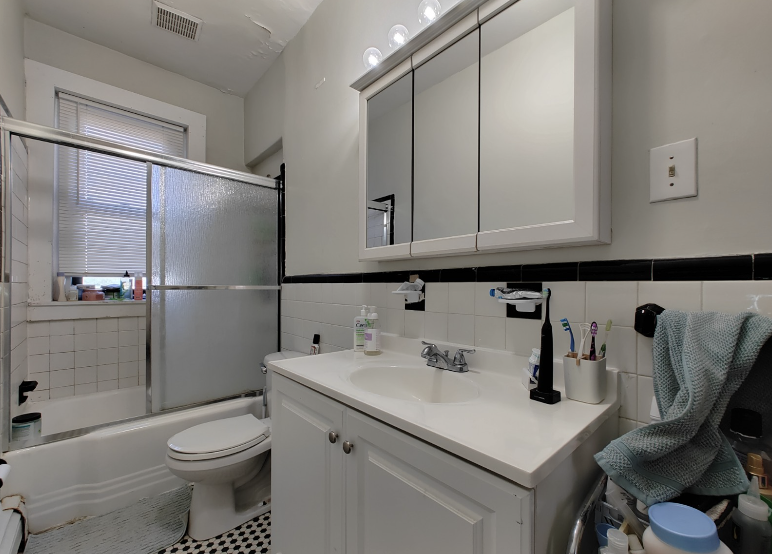 312 Cambridge St, East Cambridge