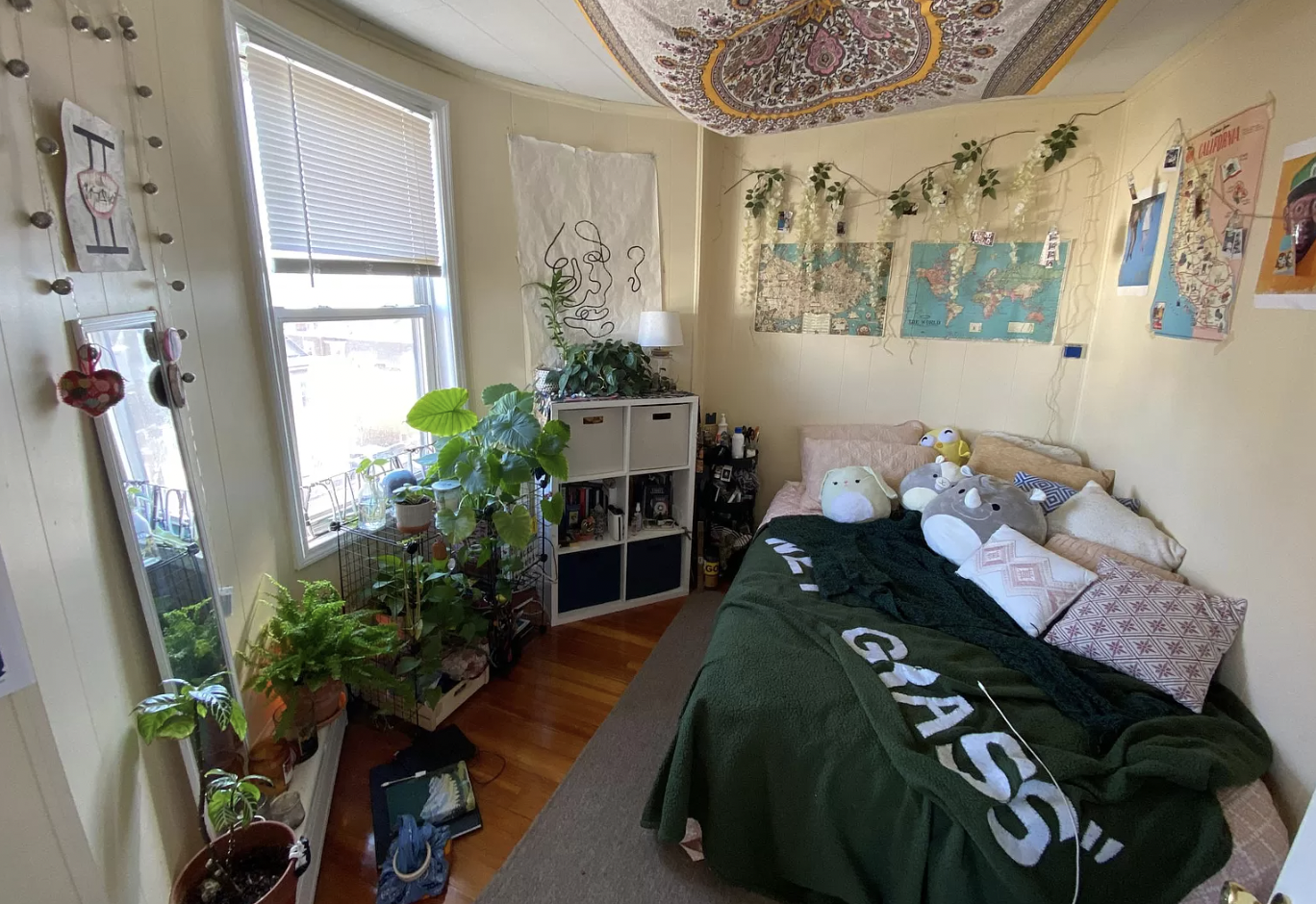 19 Cameron Ave, Teele Square