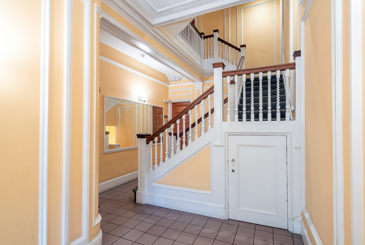 370 Commonwealth Ave, Back Bay