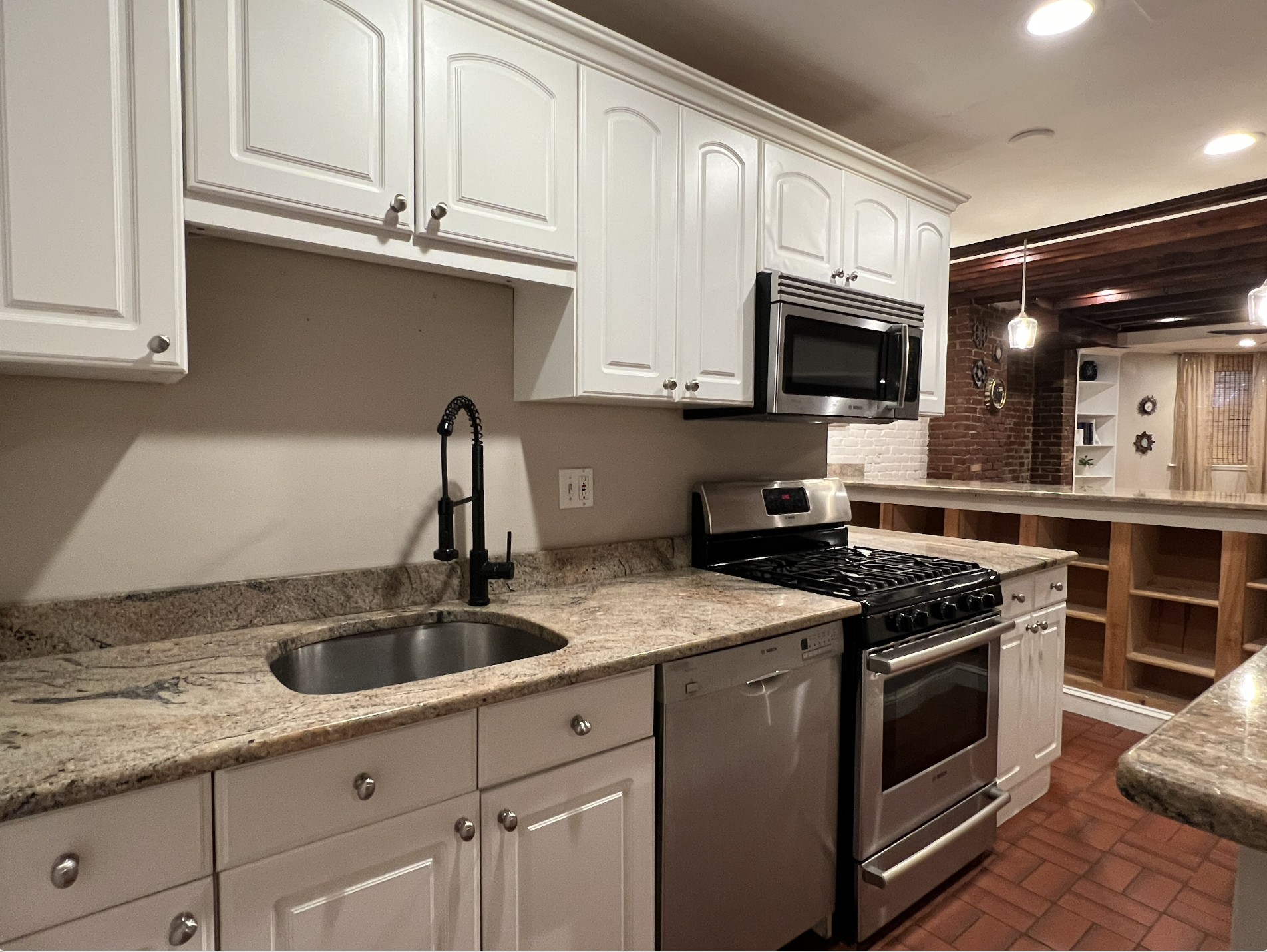 15 Blackwood St, Back Bay