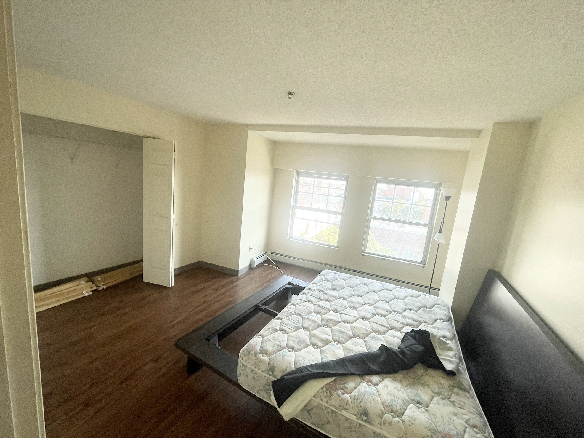 100 Washington St, Salem