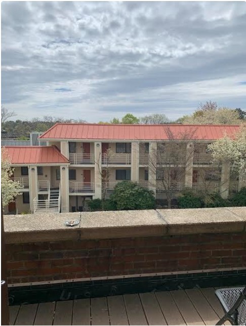 39 Mount Hood Rd, Brighton