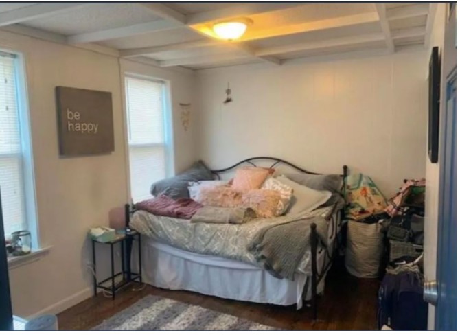 28 L St, South Boston