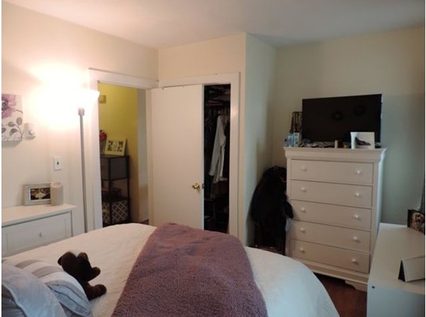 2 Schrepel Pl, South Boston