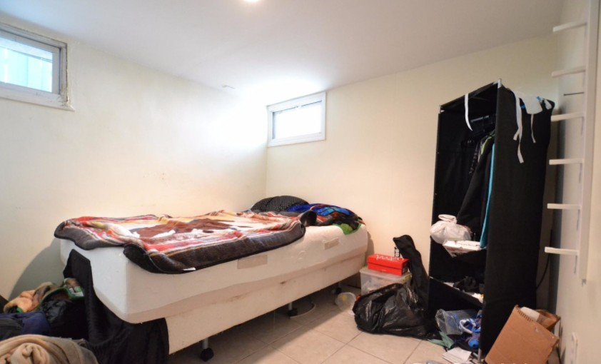 27 Blaine St, Allston