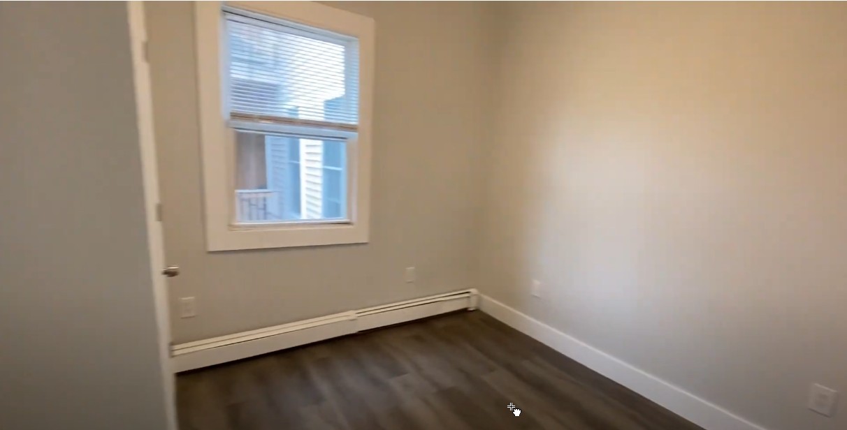 351 8th St, South Boston