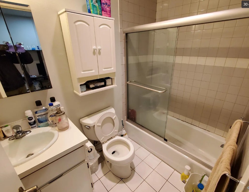 166 Saint Botolph St, South End