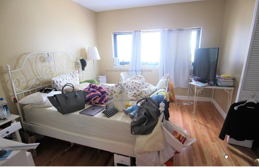 85 Brainerd Rd, Allston