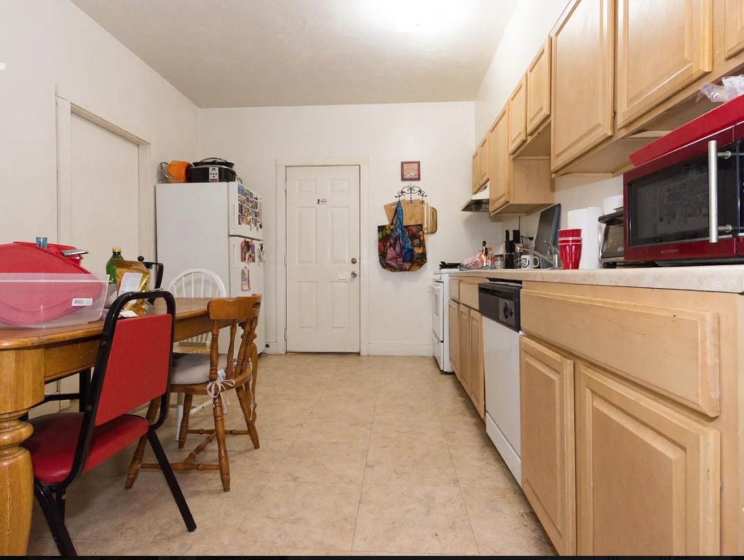 14 Ashford St, Allston